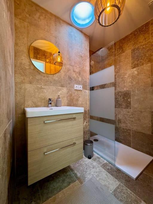 לה לוק Appartement Lumineux Avec Terrasses מראה חיצוני תמונה